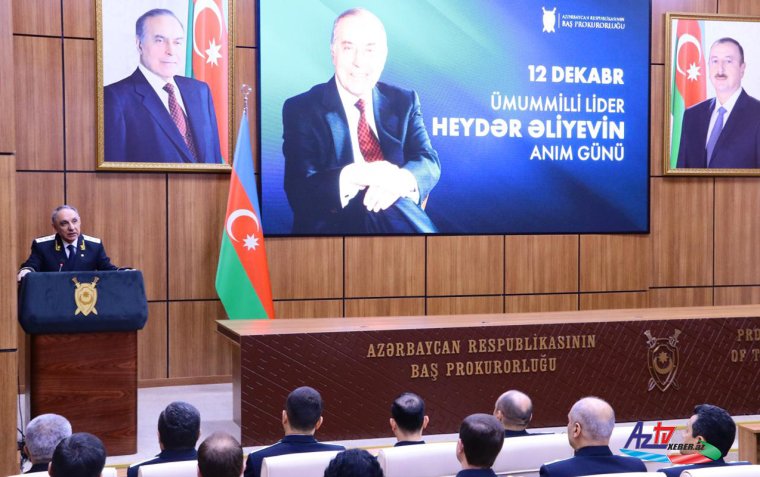 Baş Prokurorluqda Heydər Əliyevin anım gününə həsr olunan tədbir keçirildi - Fotolar