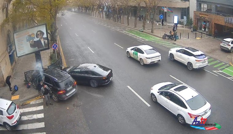 Bakıda qorxunc QƏZA: Məhəccər uşağın üzərinə aşdı